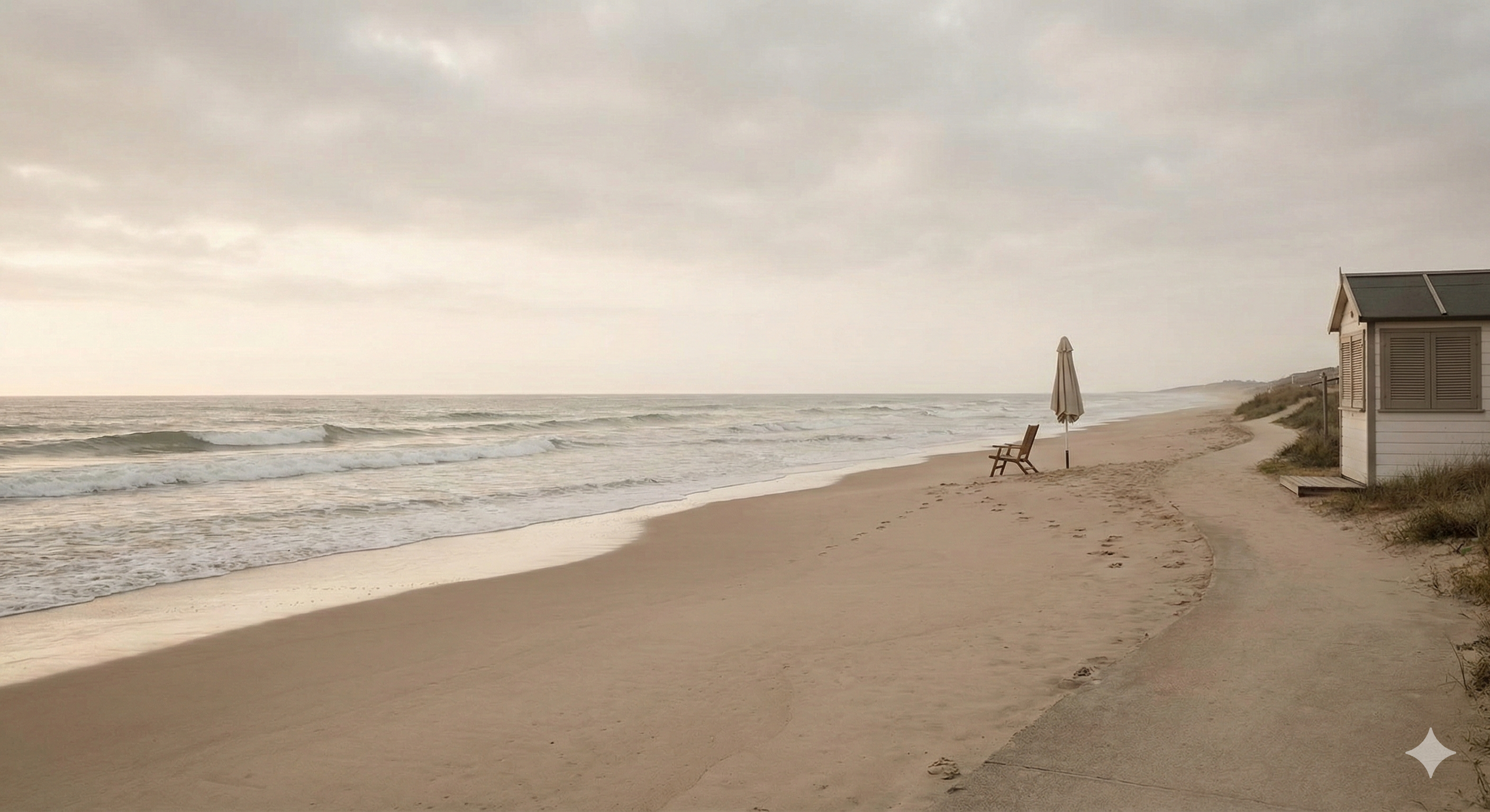 Mirná pláž mimo sezóny - výhodnější ceny a méně davů